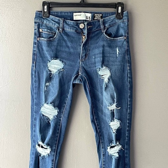 Garage Premium Jeans Womens Sz 3 Distressed Ripped High Waist Jegging Super Soft - Picture 3 of 10